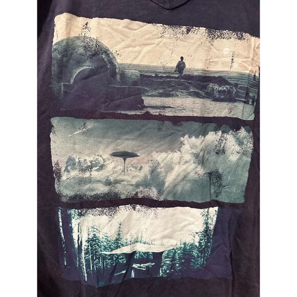 NWT Disney Parks Star Wars Lands V-neck blue Tee L - Picture 2 of 4